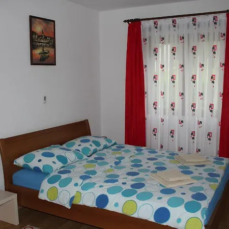 Apartament Ds *